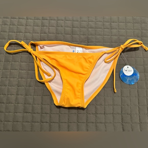 Decree Yellow Side-Tie Bikini‎ Bottom NWT Size Small - Picture 1 of 2